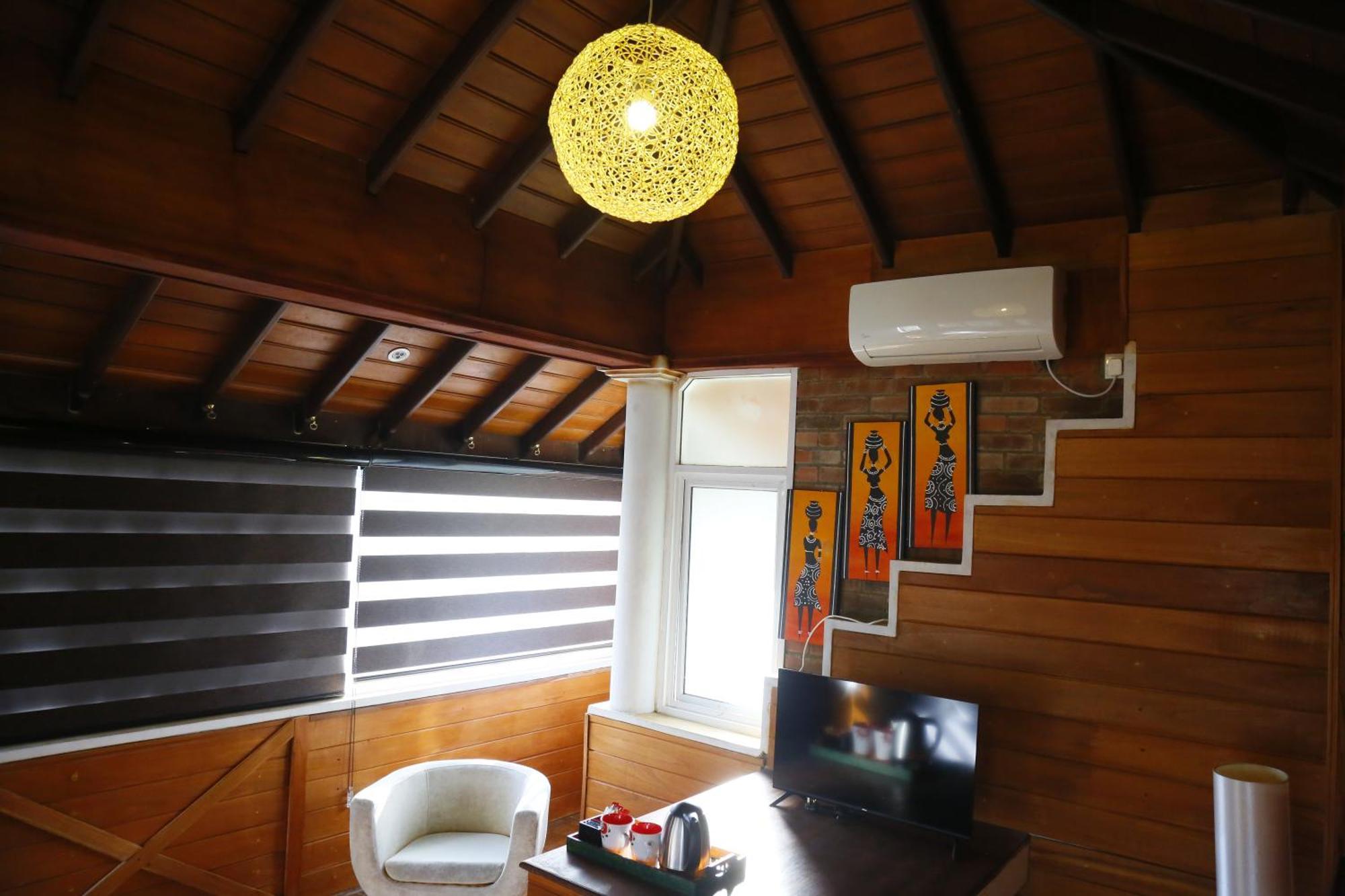 Crown Hills Kandy Inn Extérieur photo