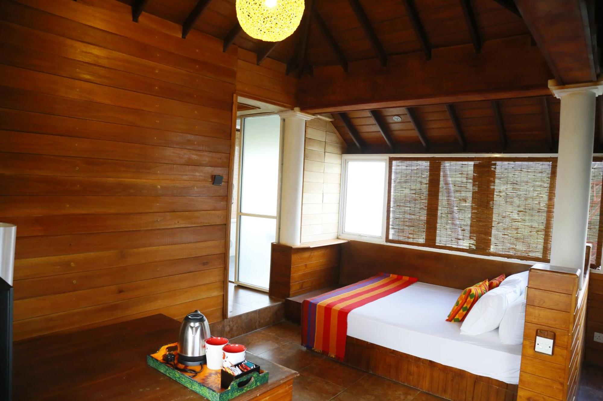 Crown Hills Kandy Inn Extérieur photo